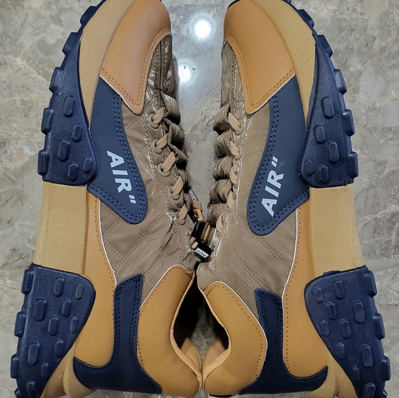 BLS-ECKE AIR Leather Slip On Sneakers Running Shoes Men’s 43.  New/no tag- box. - Picture 1 of 8